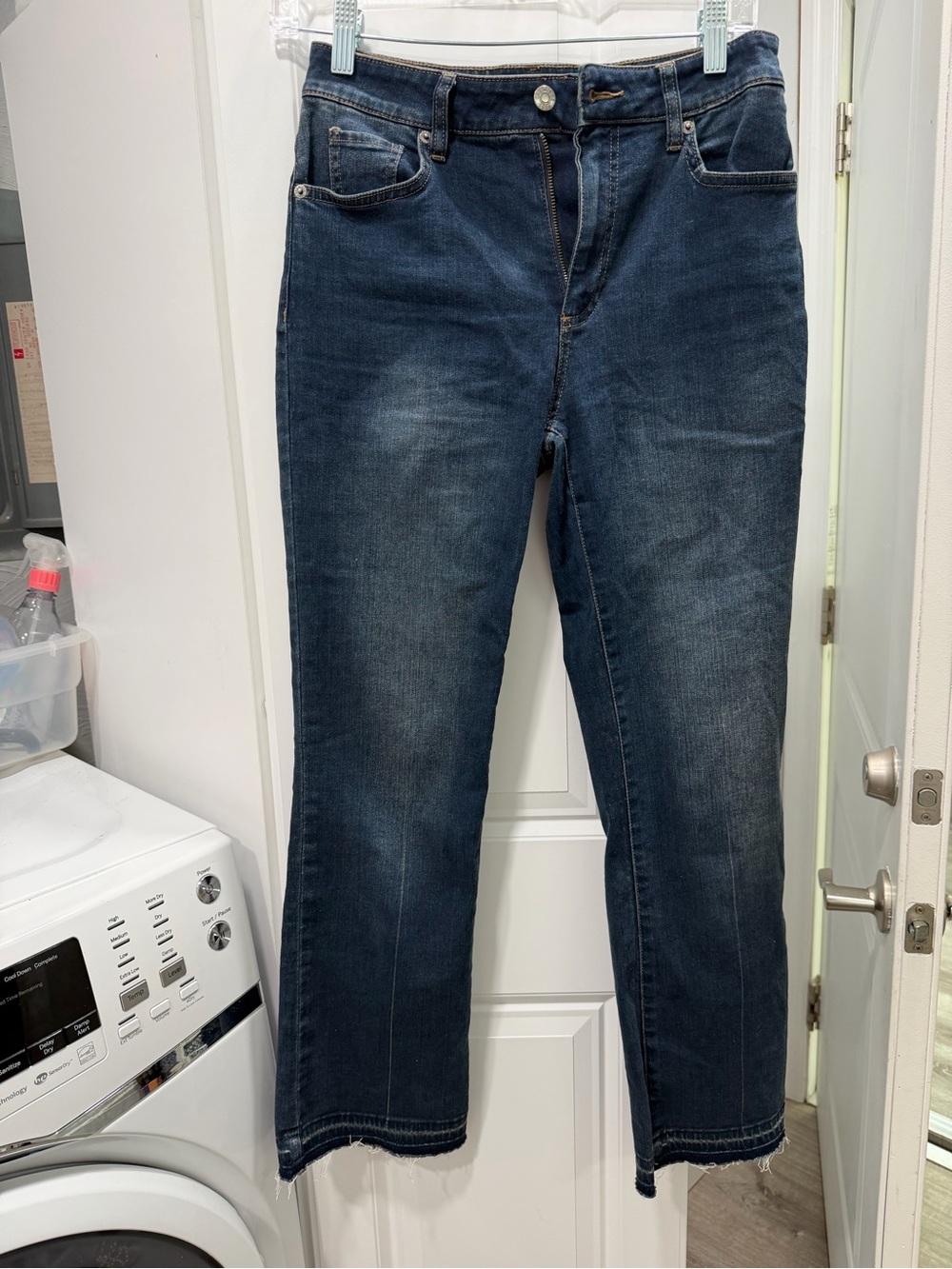 Daniel Cremieux Dark Blue Cropped Straight Jeans